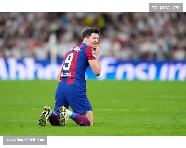 西甲快讯 莱万点球失手桑切斯点射复仇巴萨1比4不敌塞维丢失榜首